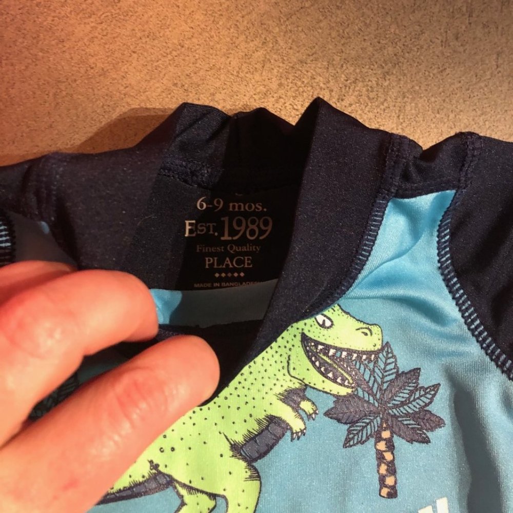 Dino Rash Guard 6-9Mos - Picture 4 of 5